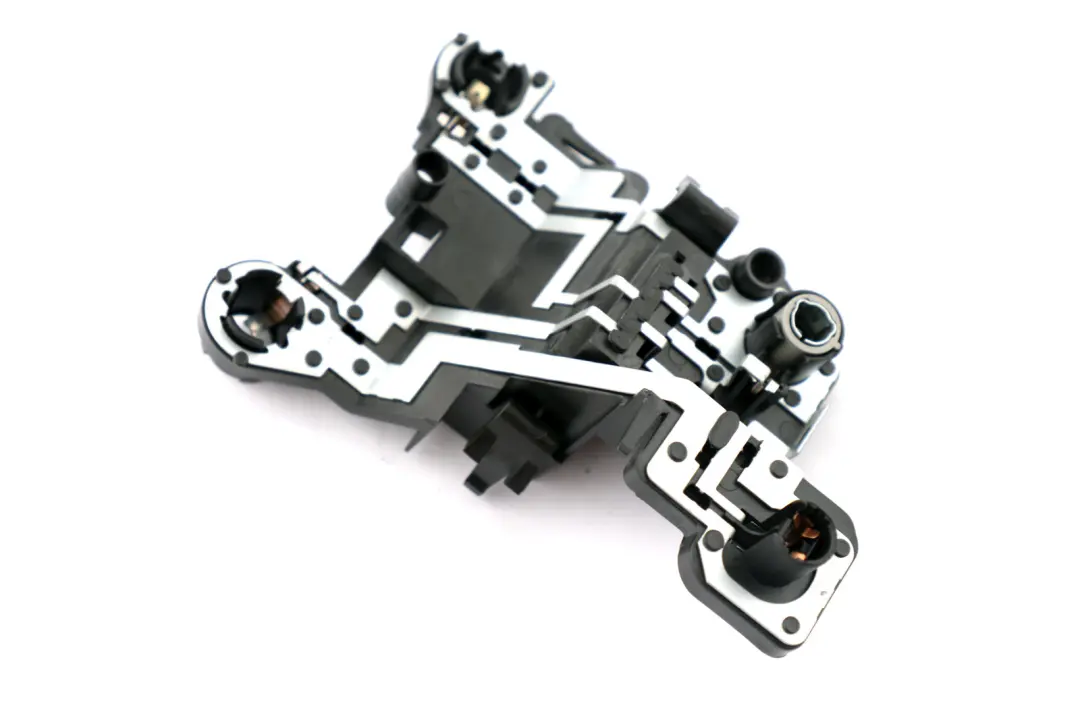 BMW E82 E88 Lampenträger Rückleuchte Heckleuchte Lampenhalter Hinten Links - SKU 7164971 - Teilenummer 7164971